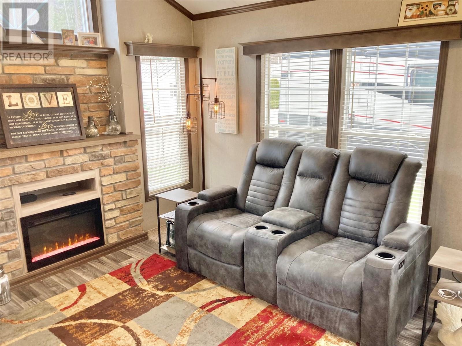 321 Copper Avenue N Unit# 50, Greenwood, BC