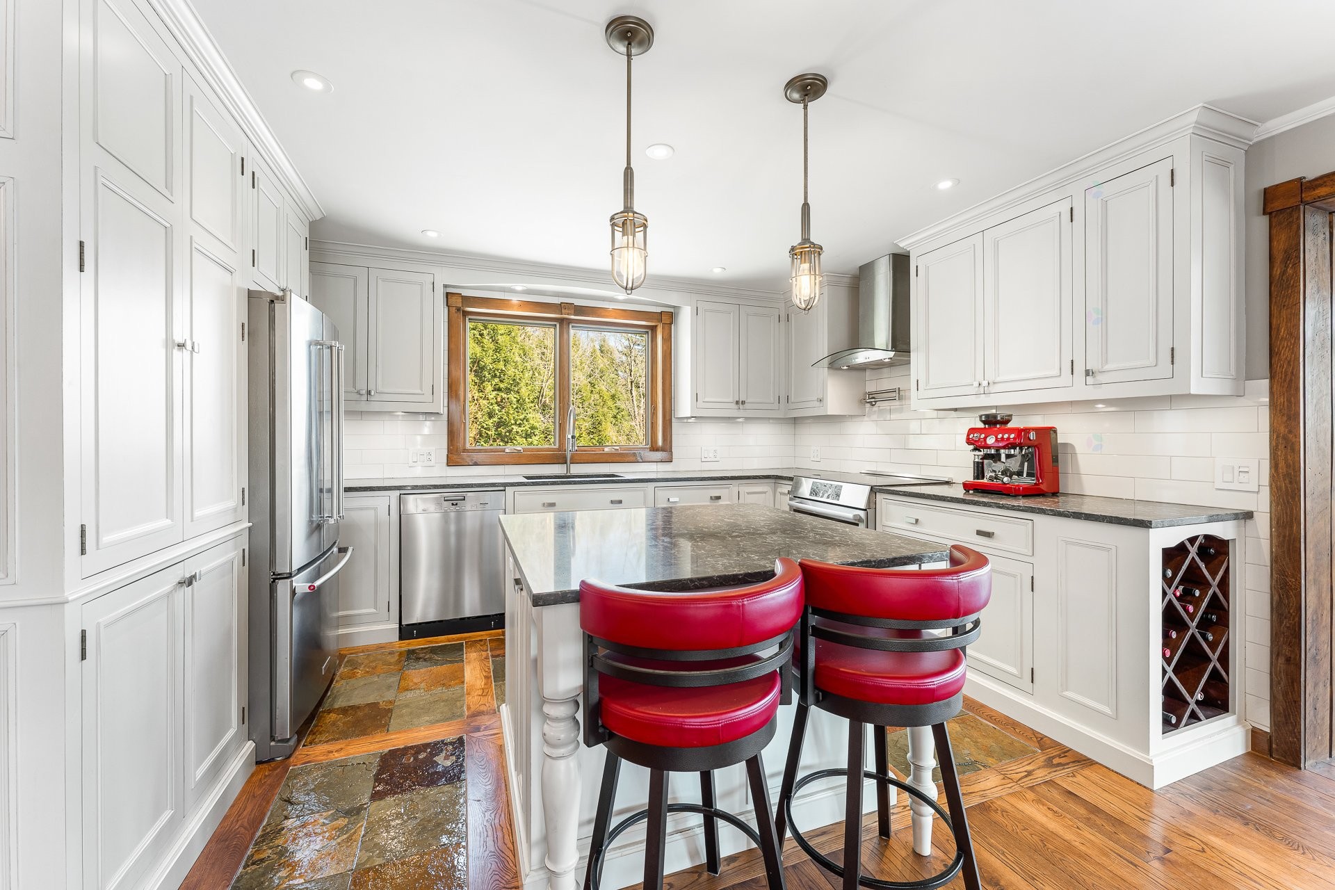 Kitchen - 1573 Ch. Jordan, Dunham, QC - Indoor Photo Showing Kitchen With Upgraded Kitchen