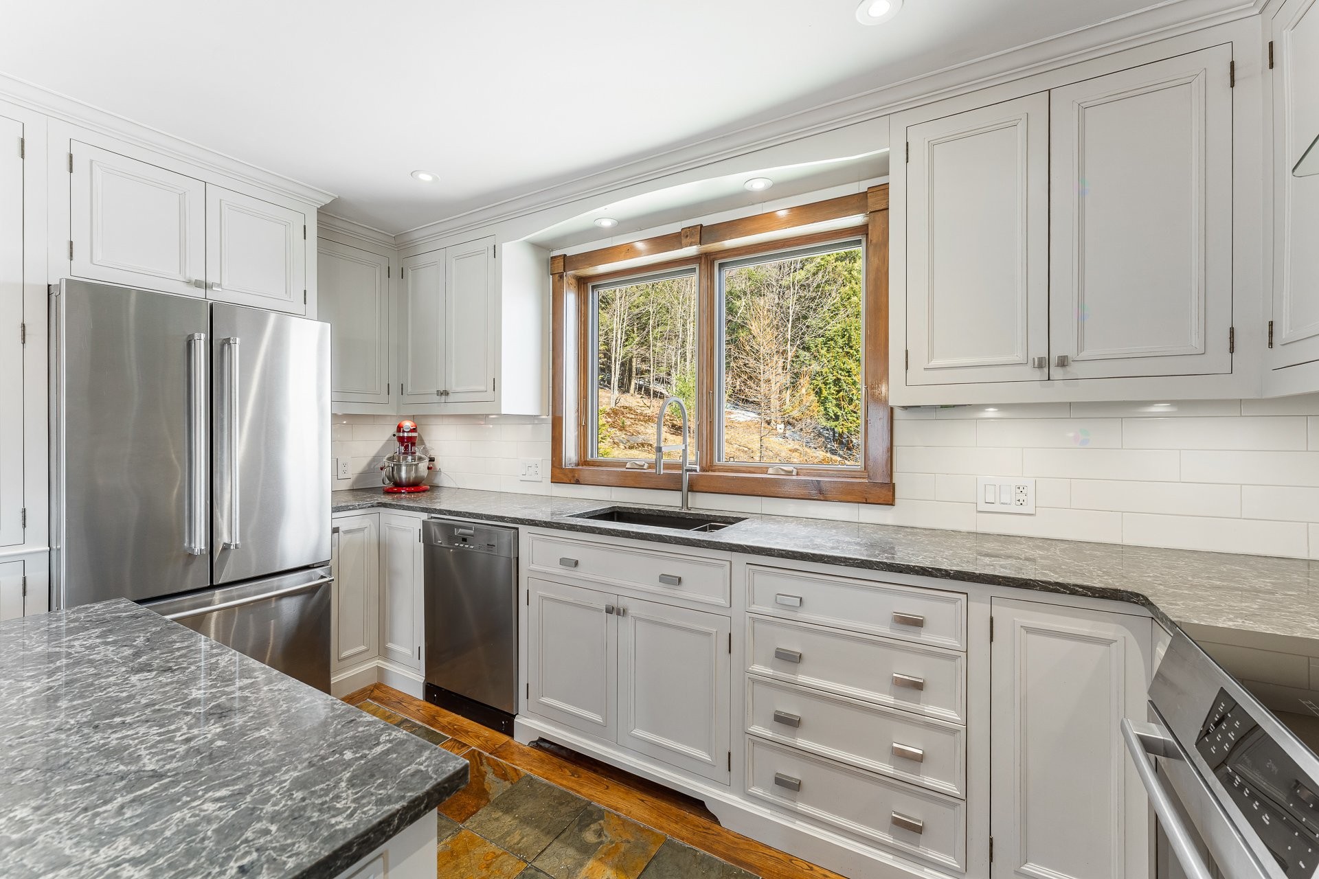Kitchen - 1573 Ch. Jordan, Dunham, QC - Indoor Photo Showing Kitchen