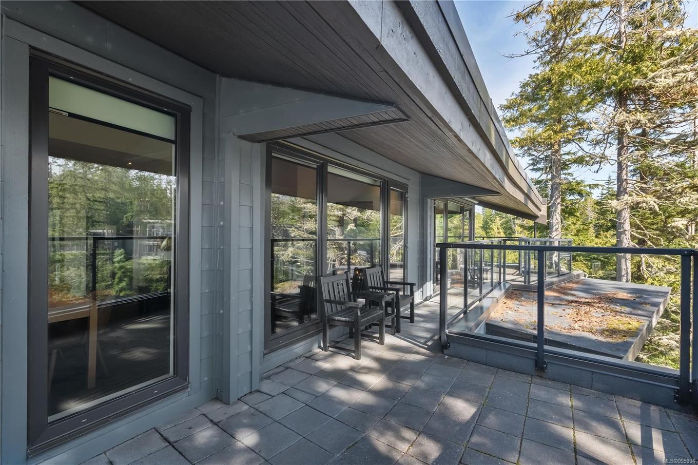 402-596 Marine Dr, Ucluelet, BC - Outdoor With Exterior