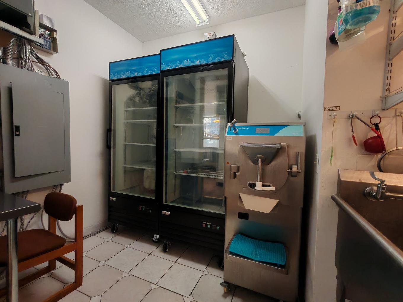 Cuisine - 100-2150 Boul. De Maisonneuve O., Montréal (Ville-Marie), QC