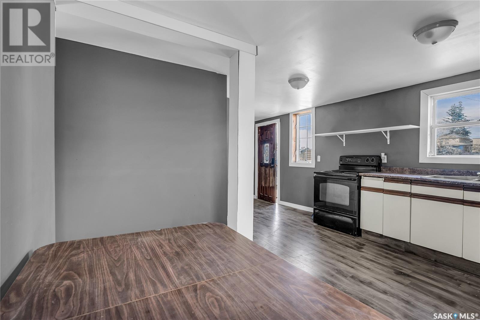 111 2Nd Avenue E, Biggar, SK - Indoor Photo Showing Other Room