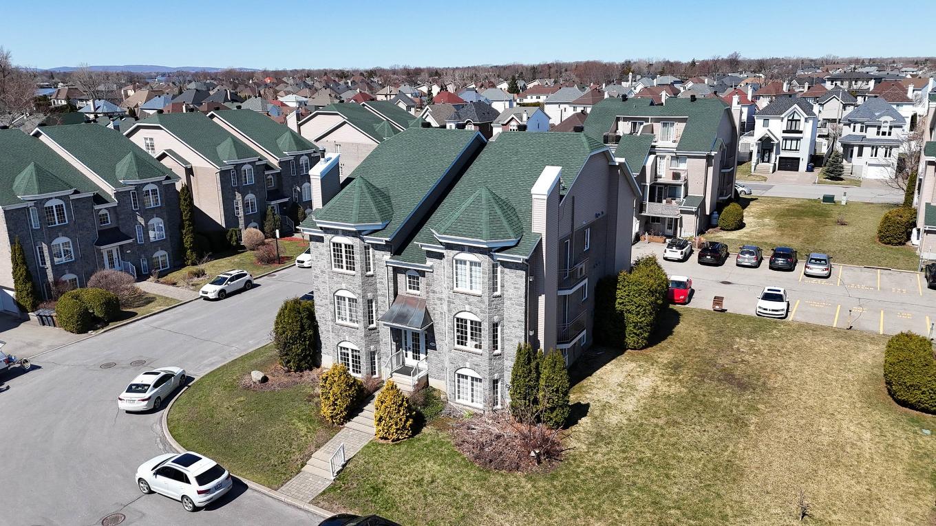 Overall view - 101-240 Rue Marineau, Laval (Sainte-Dorothée), QC - Outdoor