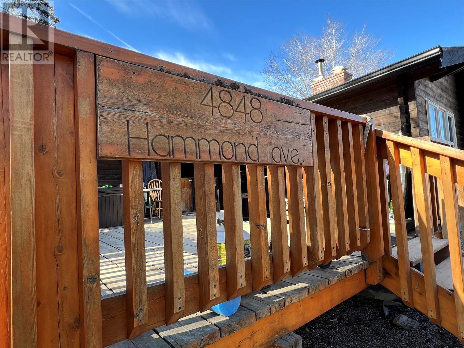 4848 Hammond Avenue, Edgewater, BC - Outdoor