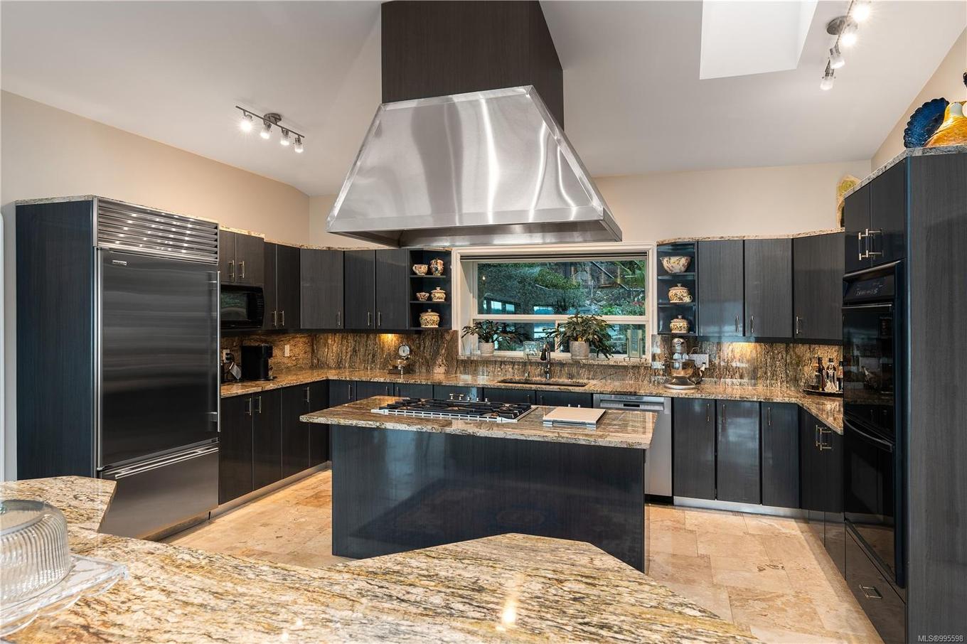 7318 Mark Lane, Central Saanich, BC