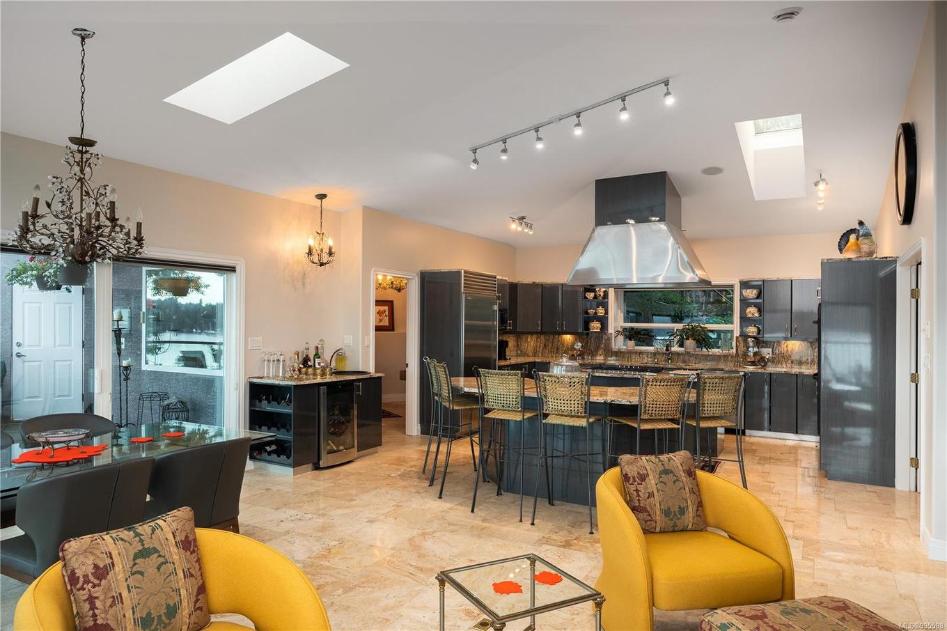 7318 Mark Lane, Central Saanich, BC