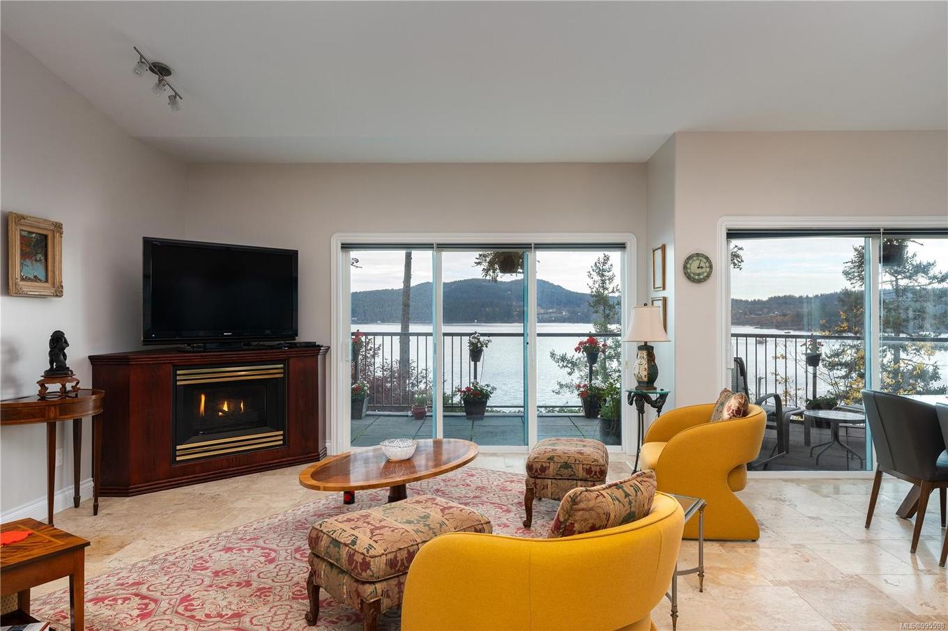 7318 Mark Lane, Central Saanich, BC