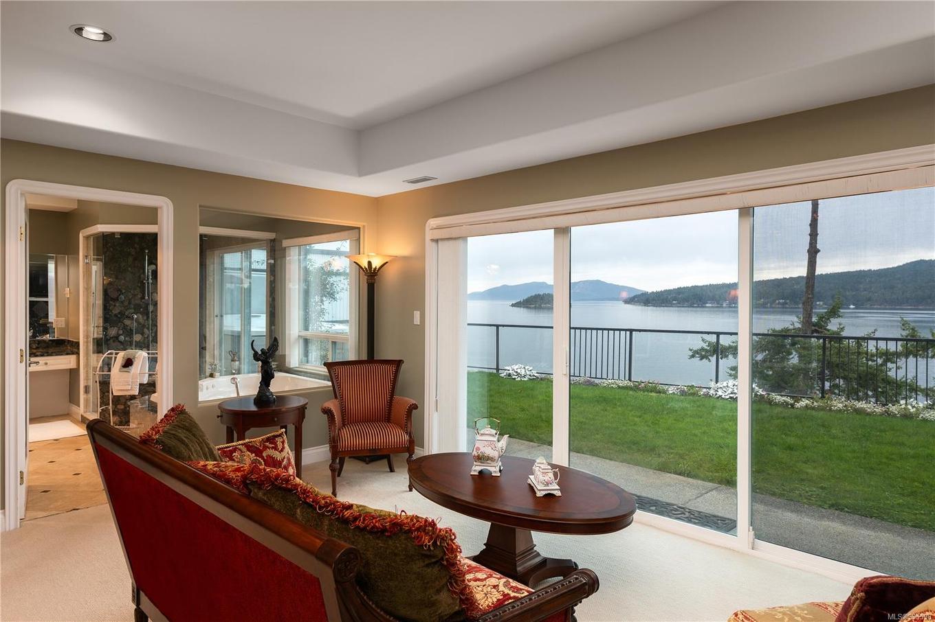 7318 Mark Lane, Central Saanich, BC