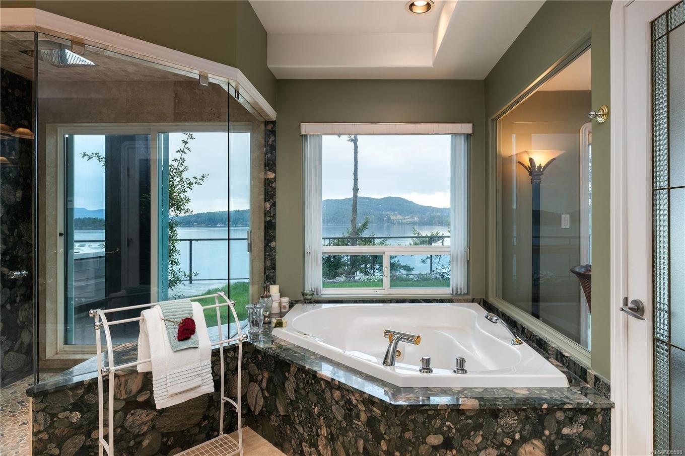 7318 Mark Lane, Central Saanich, BC