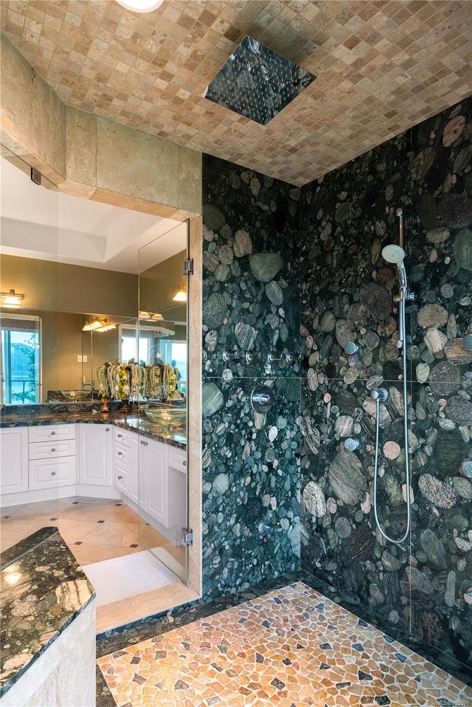 7318 Mark Lane, Central Saanich, BC