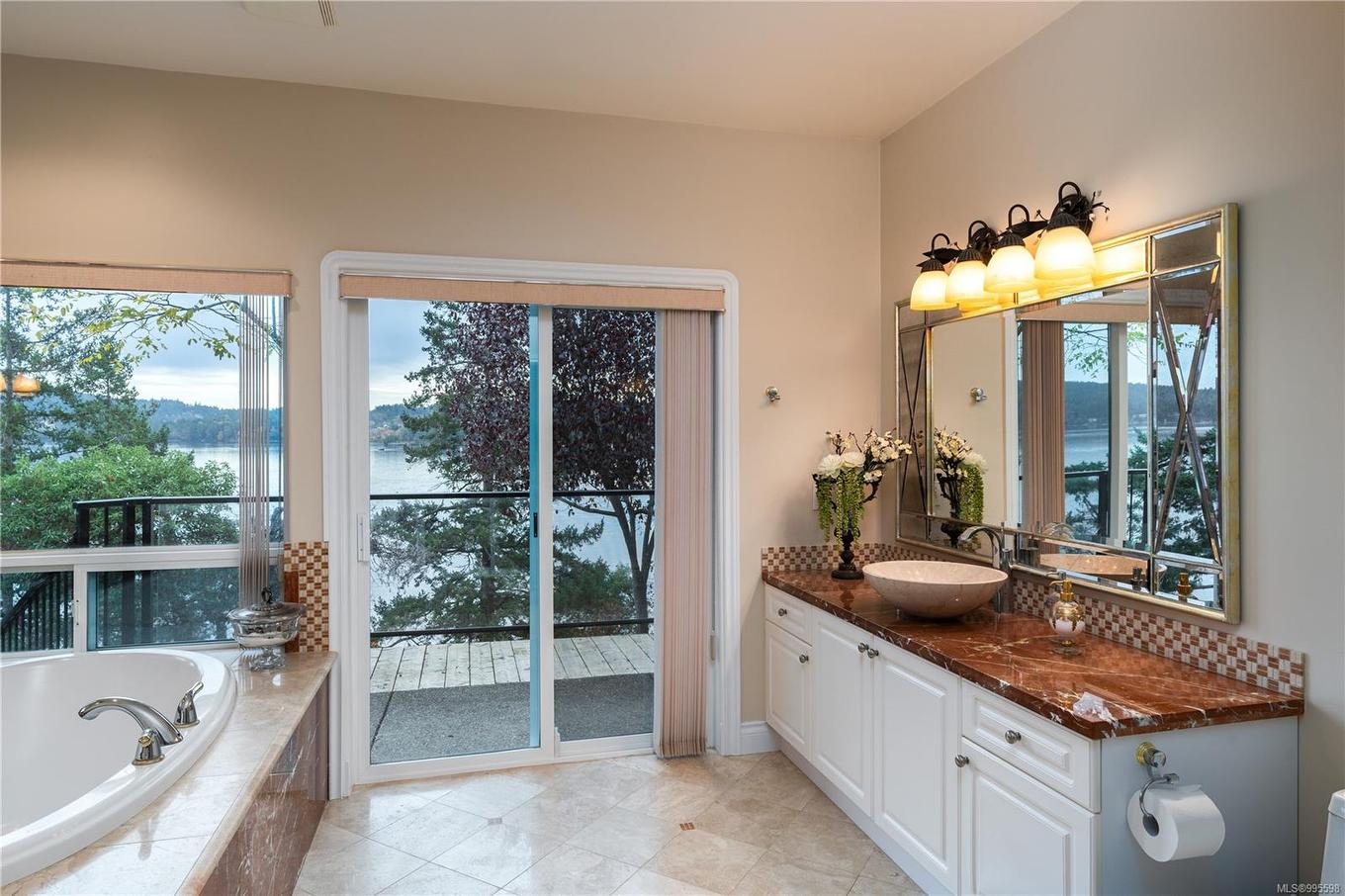 7318 Mark Lane, Central Saanich, BC