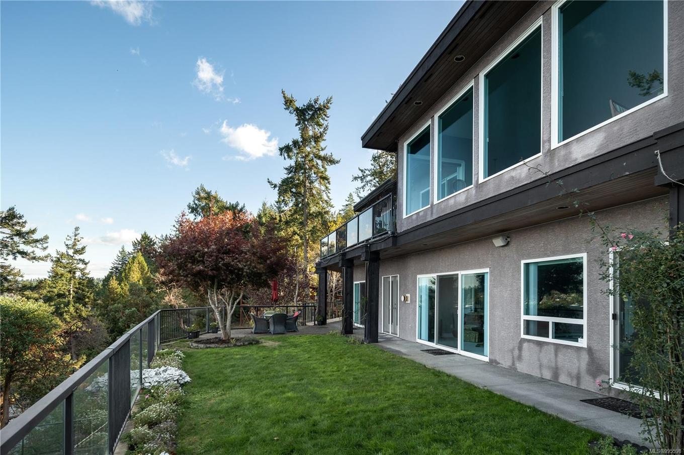 7318 Mark Lane, Central Saanich, BC