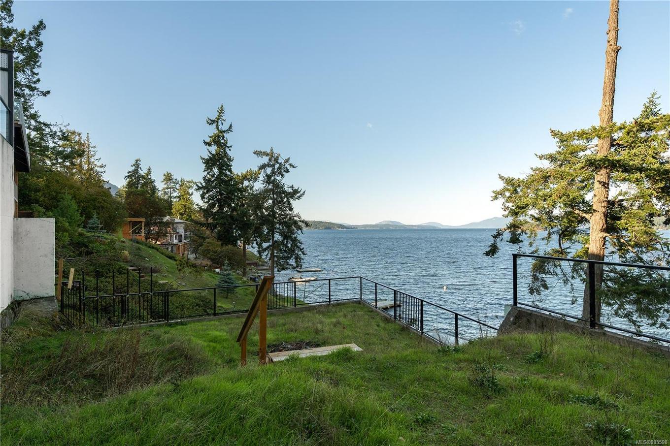 7318 Mark Lane, Central Saanich, BC