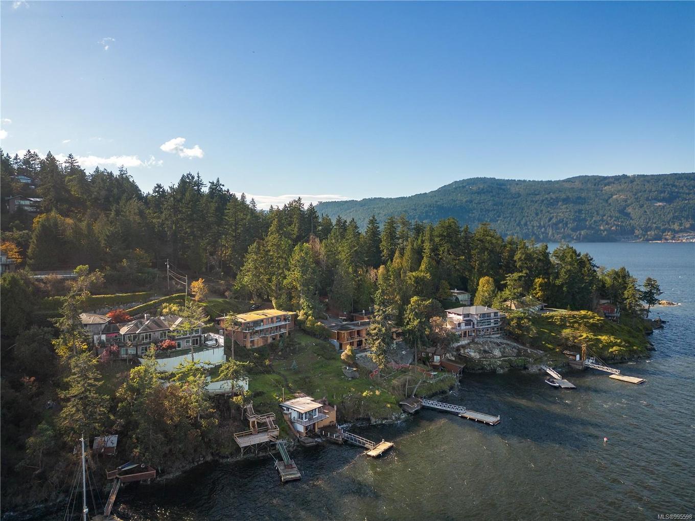 7318 Mark Lane, Central Saanich, BC