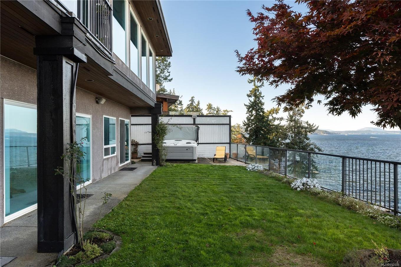 7318 Mark Lane, Central Saanich, BC