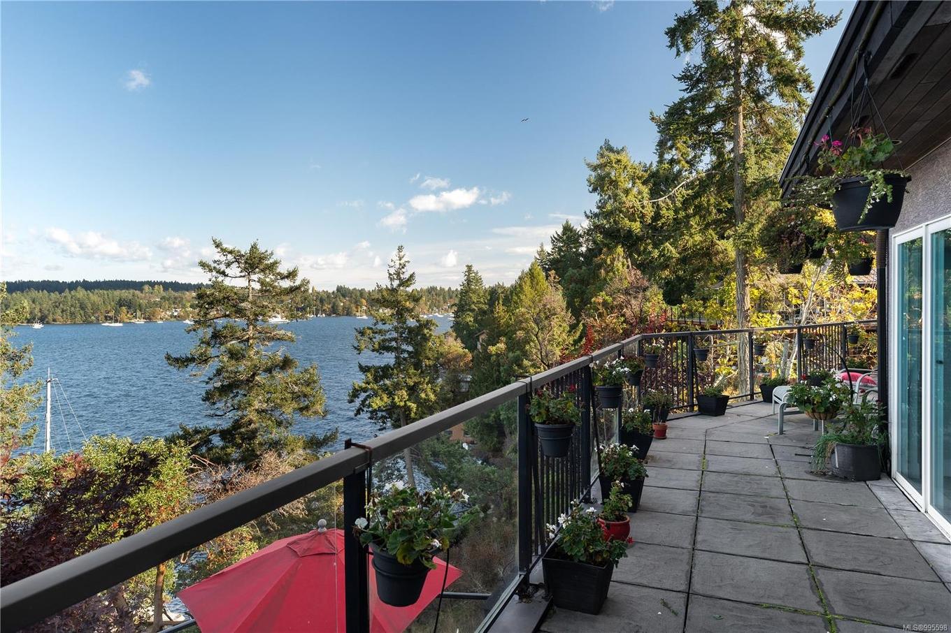 7318 Mark Lane, Central Saanich, BC