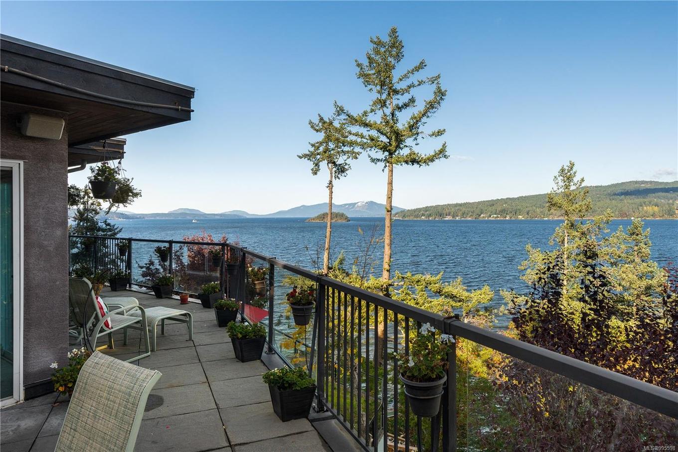 7318 Mark Lane, Central Saanich, BC