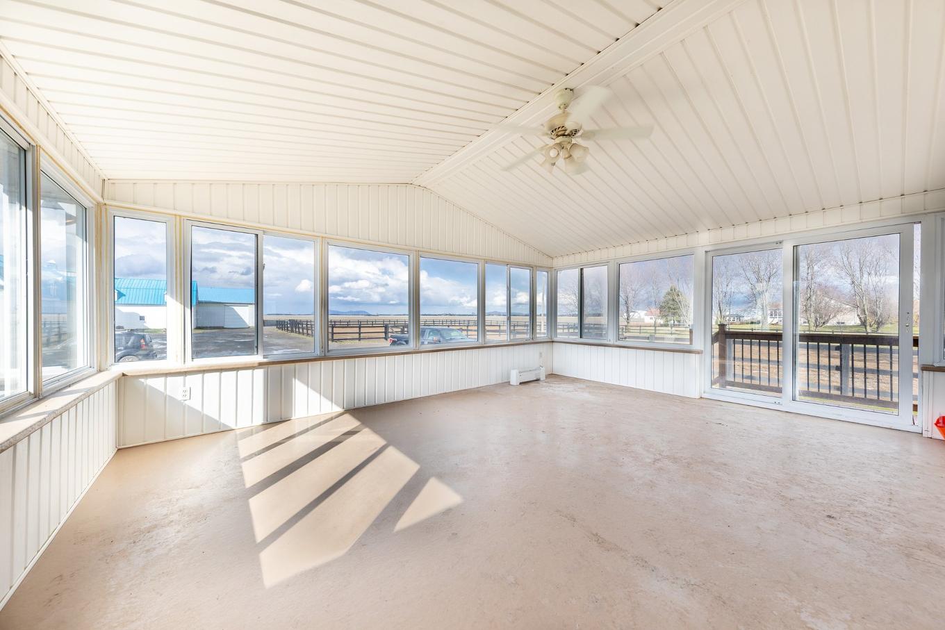 Other - 775 Boul. St-Luc, Saint-Jean-Sur-Richelieu, QC