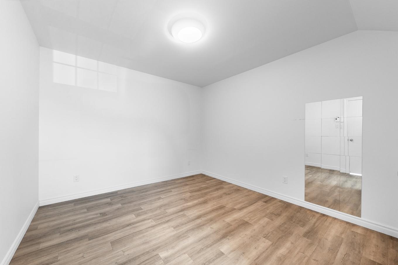 Other - 775 Boul. St-Luc, Saint-Jean-Sur-Richelieu, QC