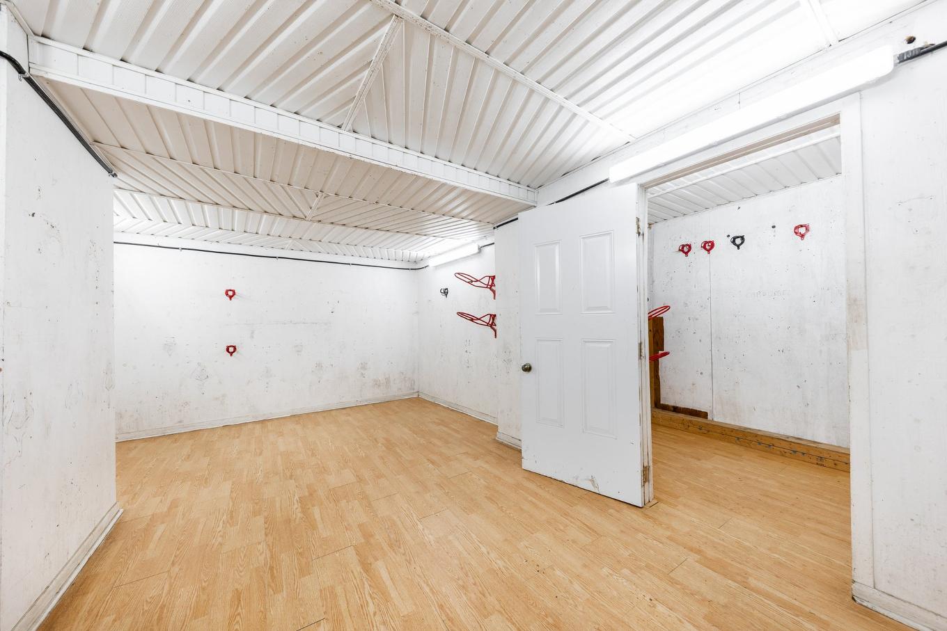 Stable - 775 Boul. St-Luc, Saint-Jean-Sur-Richelieu, QC