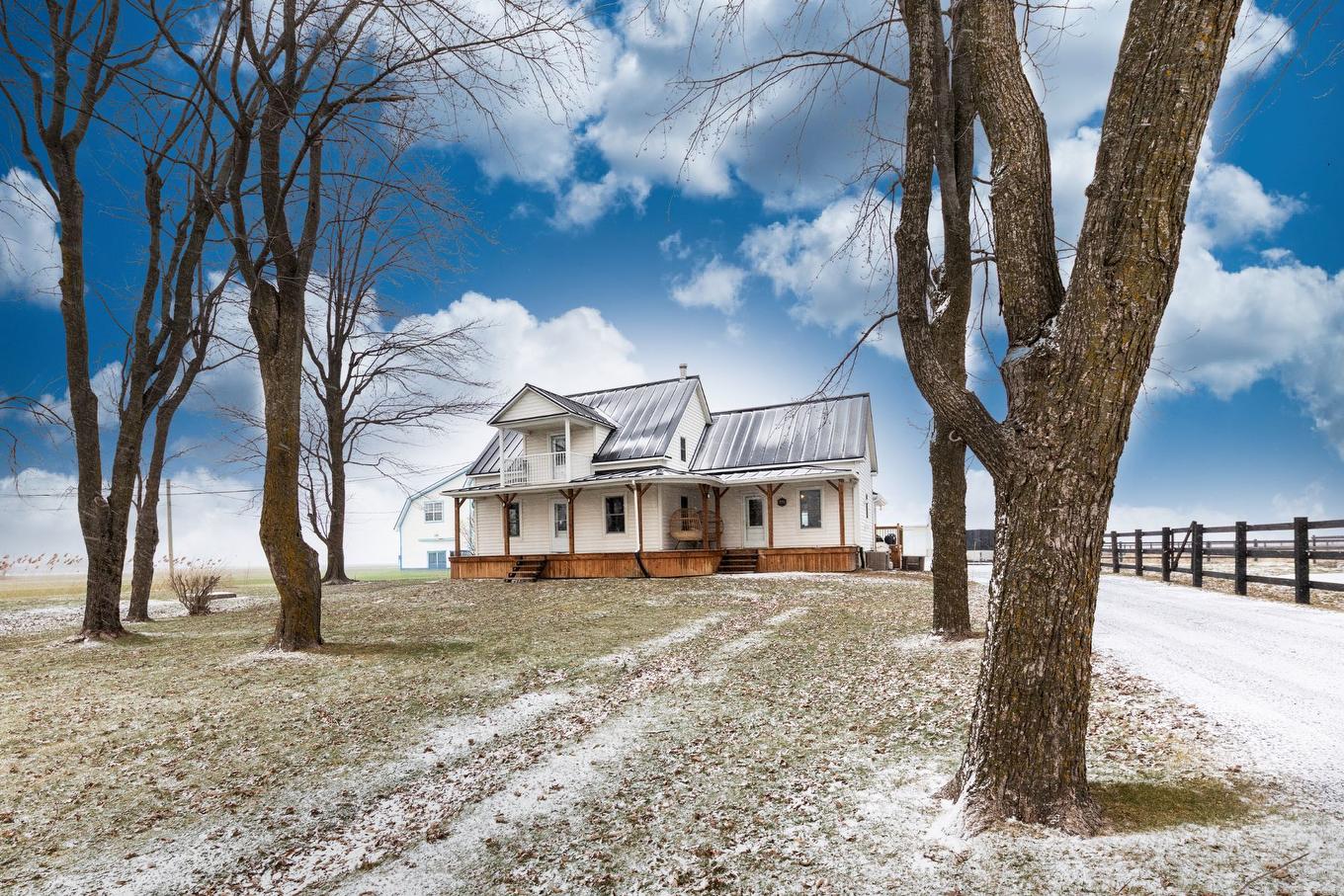 Frontage - 775 Boul. St-Luc, Saint-Jean-Sur-Richelieu, QC