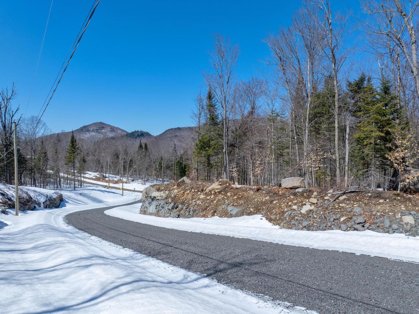 Photo aérienne - 8-Ch. Du Lièvre, Val-Des-Lacs, QC
