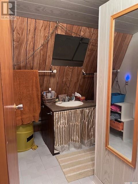 45 Snedden Crescent, Maple Bush Rm No. 224, SK - Indoor Photo Showing Bathroom