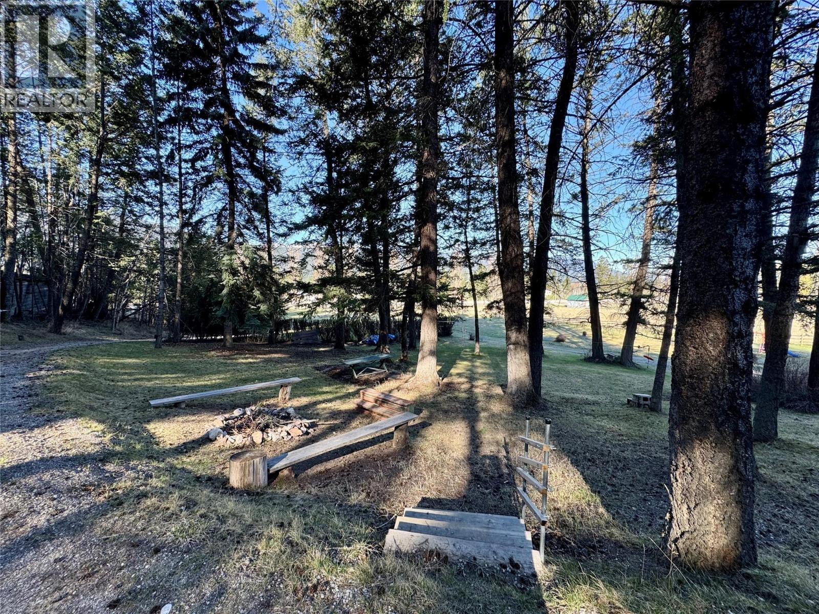 5586 Highway 95, Edgewater, BC - Outdoor With View