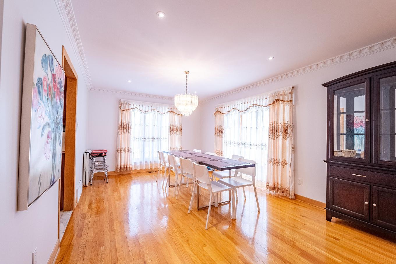 Dining room - 8980 Crois. Roussin, Brossard, QC - Indoor Photo Showing Dining Room