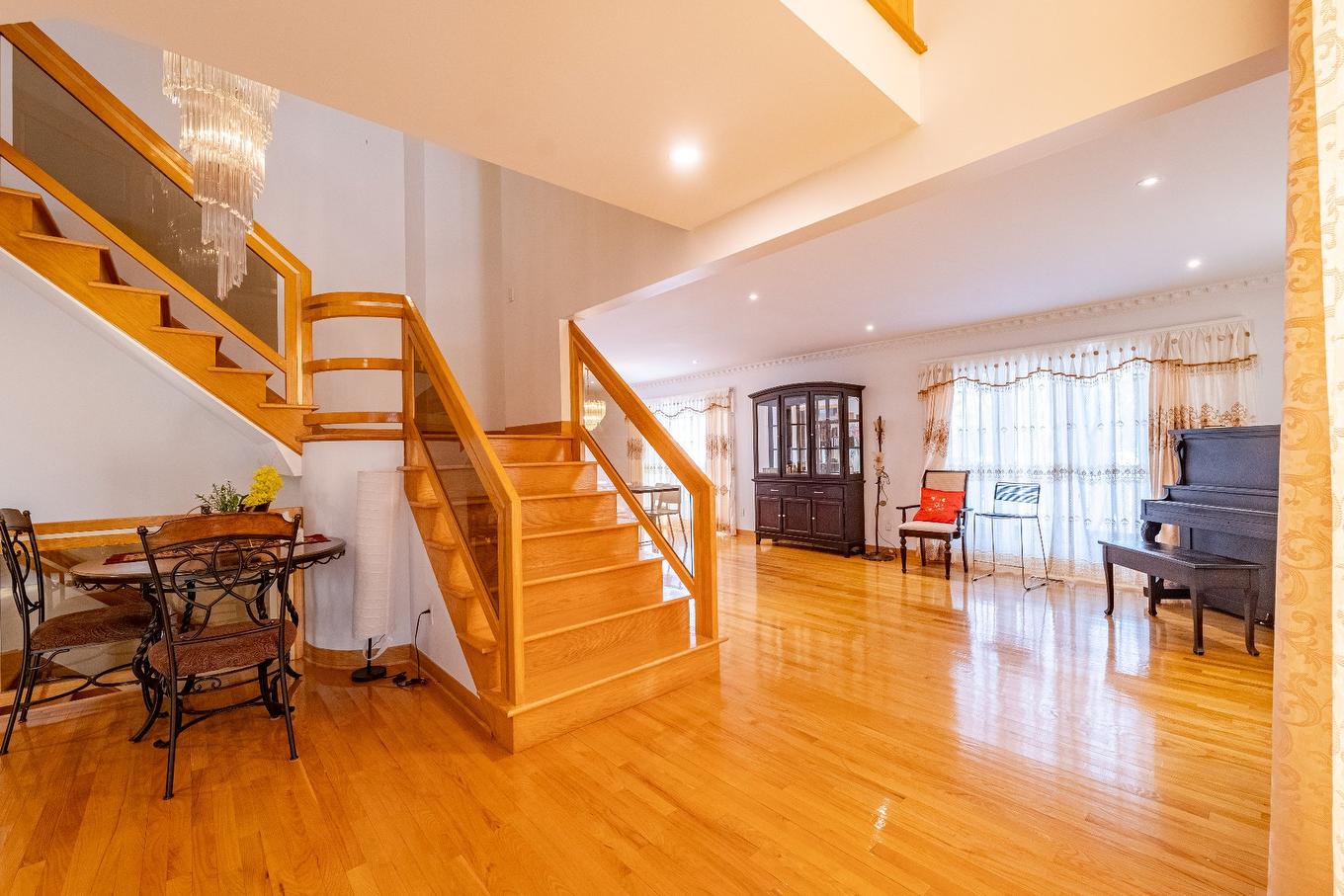 Hall - 8980 Crois. Roussin, Brossard, QC - Indoor Photo Showing Other Room