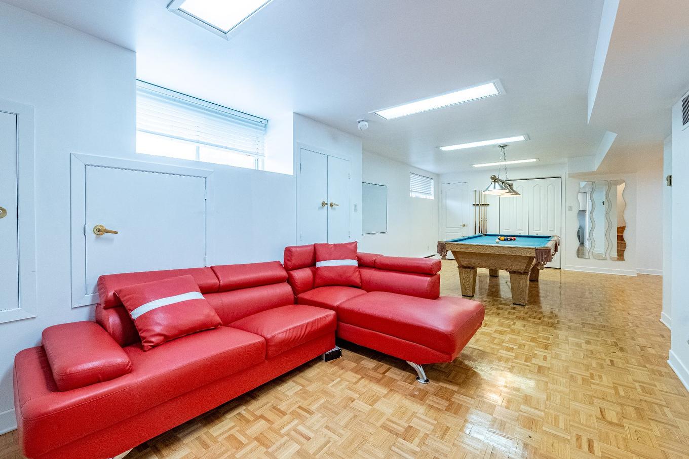 Basement - 8980 Crois. Roussin, Brossard, QC - Indoor Photo Showing Other Room