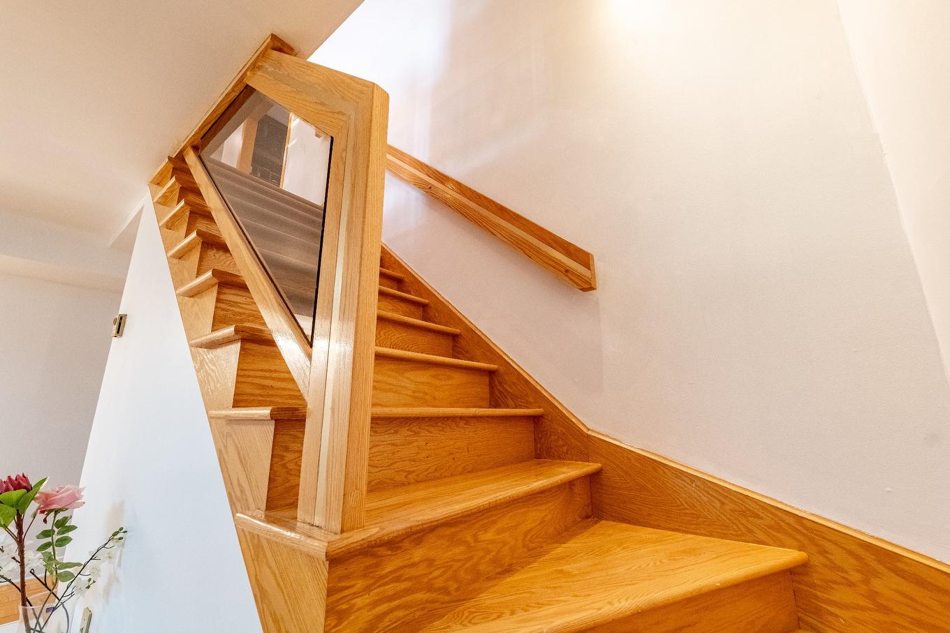 Staircase - 8980 Crois. Roussin, Brossard, QC - Indoor Photo Showing Other Room