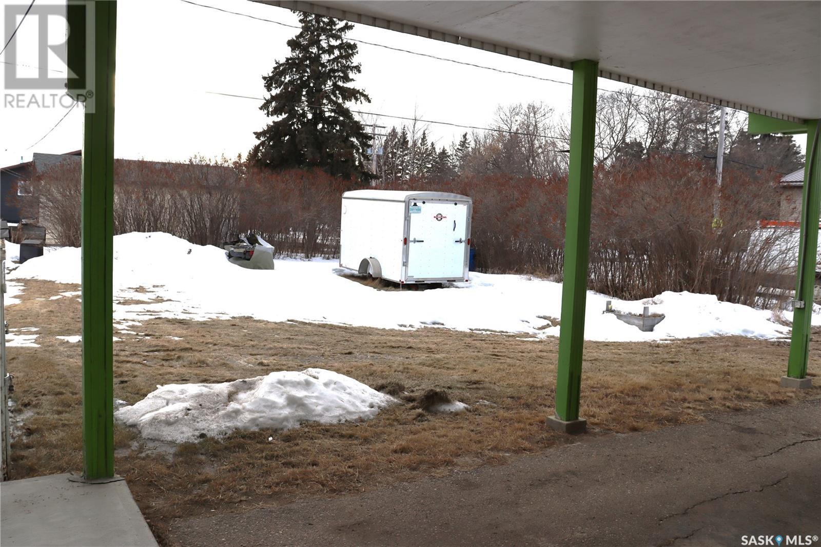 217 Second Avenue E, Debden, SK - Outdoor