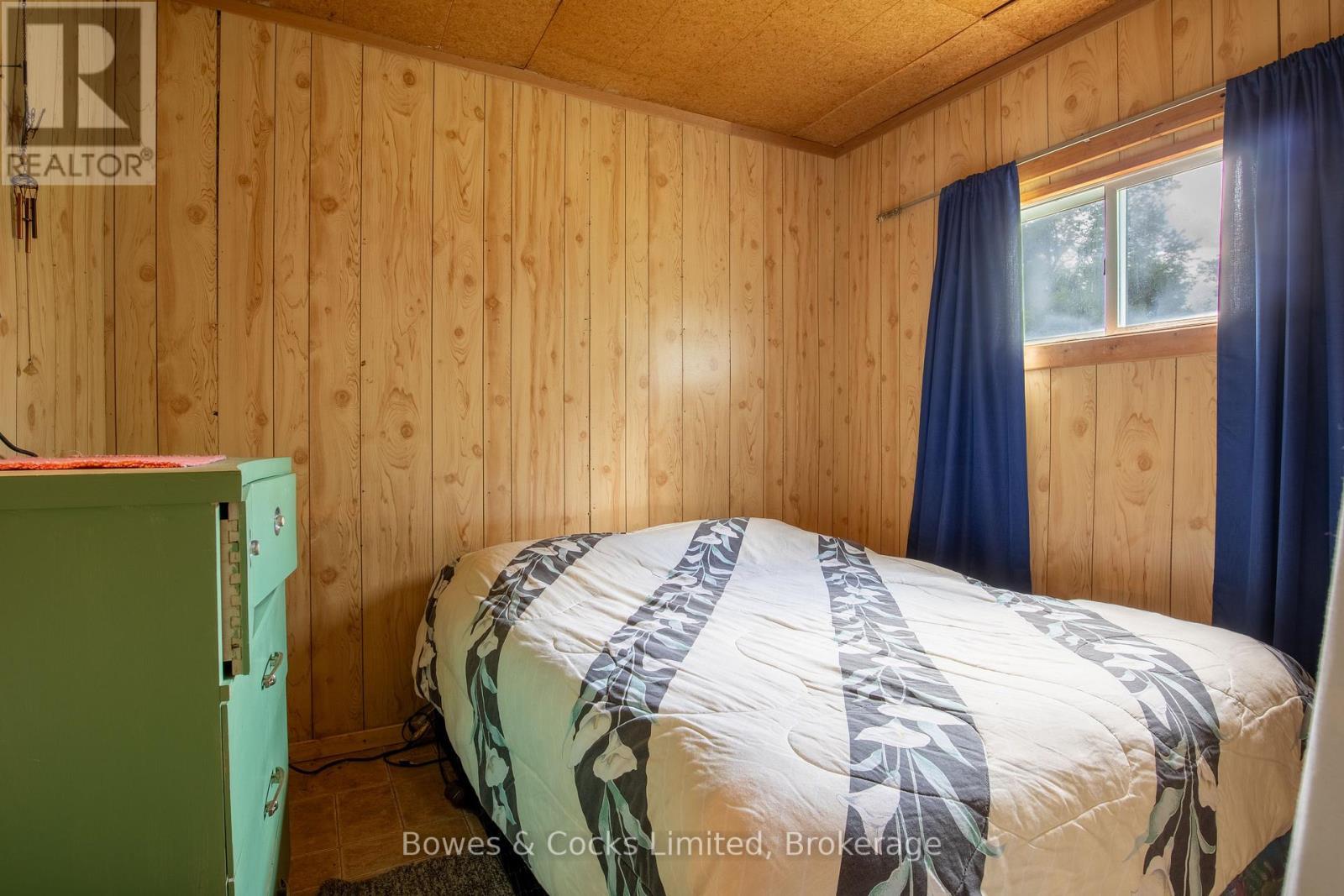 197 King Road W, Wollaston, ON - Indoor Photo Showing Bedroom