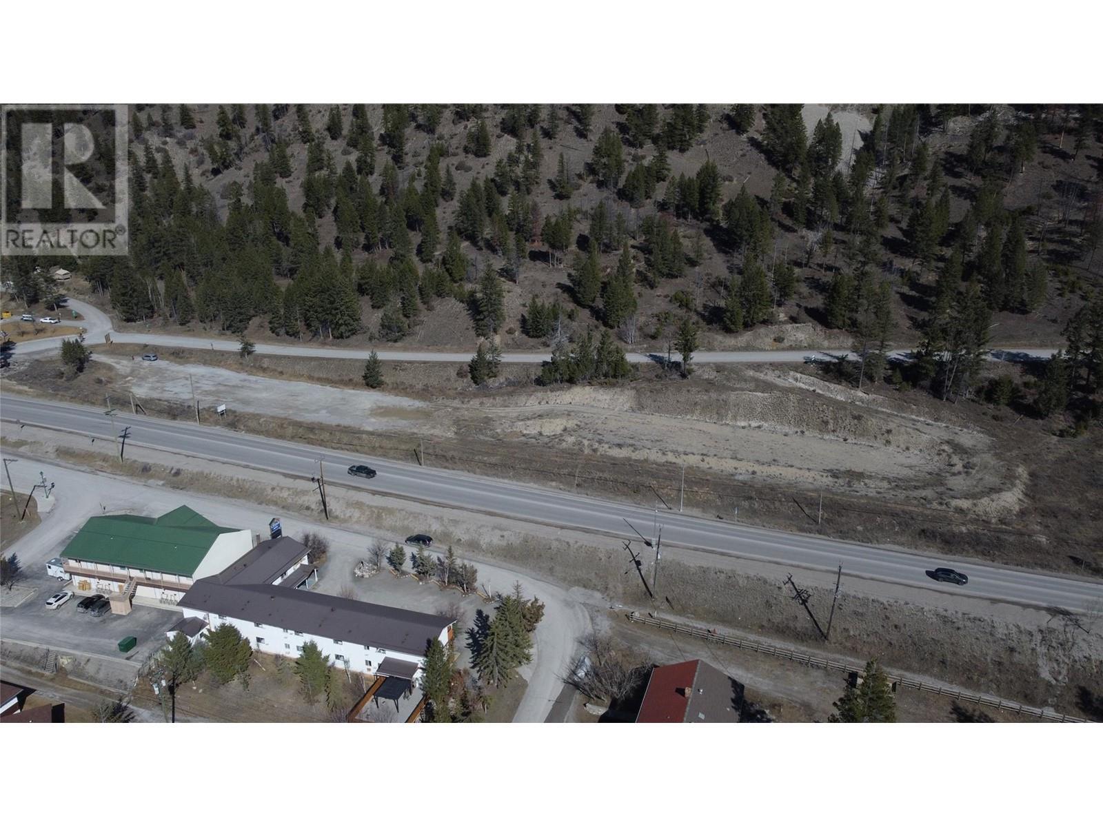 7585 Redstreak Road, Radium Hot Springs, BC