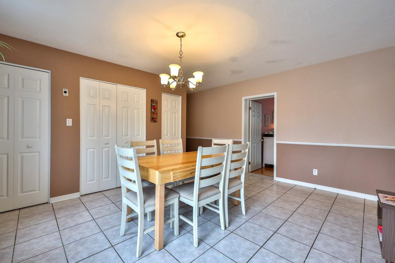 Salle à manger - 236 - 240 Rue Papineau, Papineauville, QC - Indoor Photo Showing Dining Room