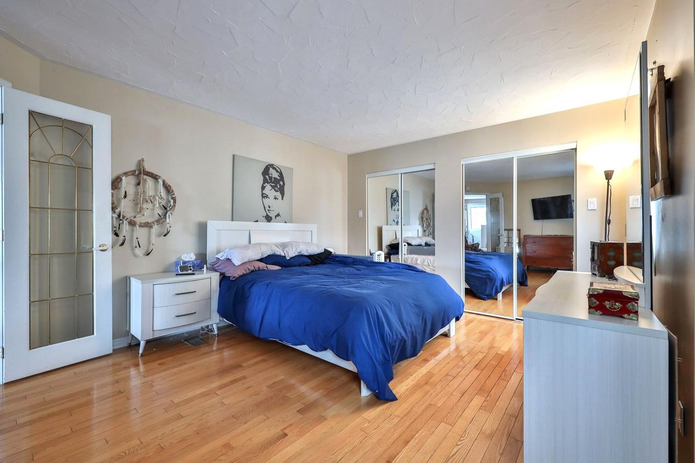 Chambre à coucher principale - 236 - 240 Rue Papineau, Papineauville, QC - Indoor Photo Showing Bedroom