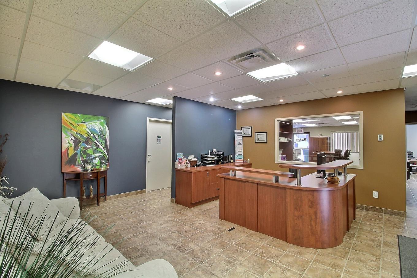 Reception area - 1235 - 1237 3E Avenue, Val-D'Or, QC - Indoor