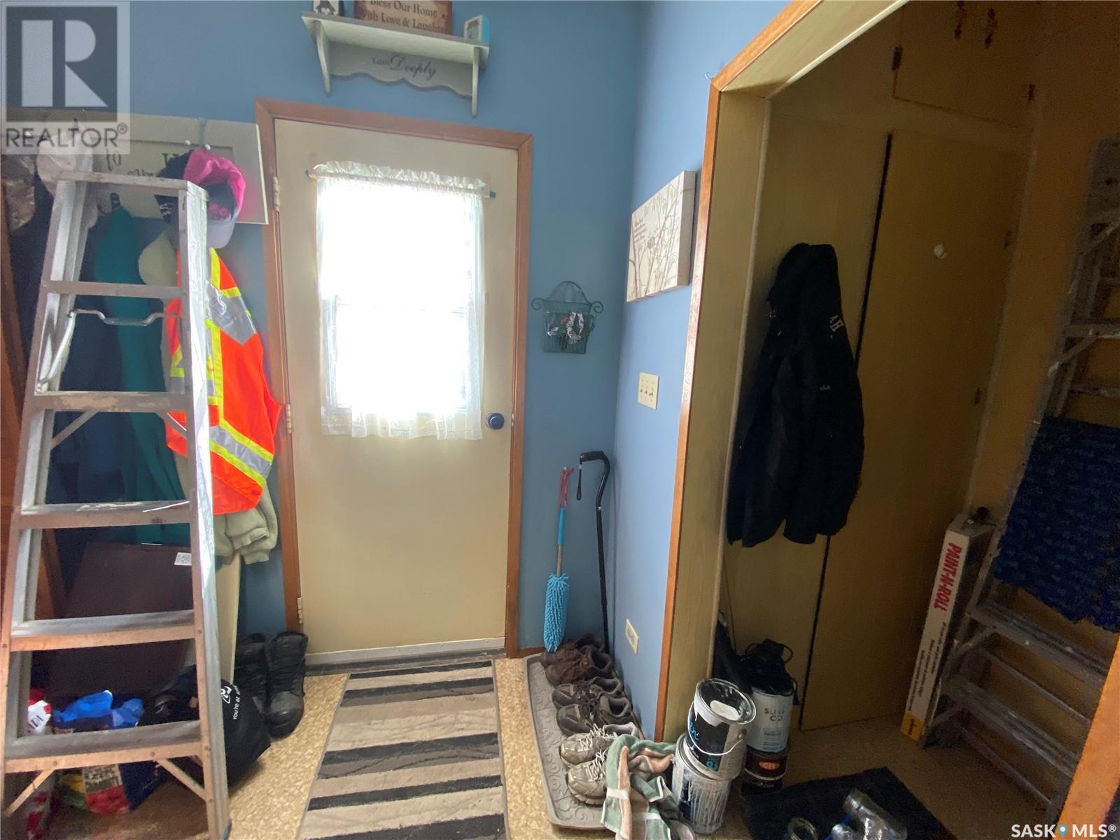 819 3Rd Avenue N, Alsask, SK - Indoor Photo Showing Other Room