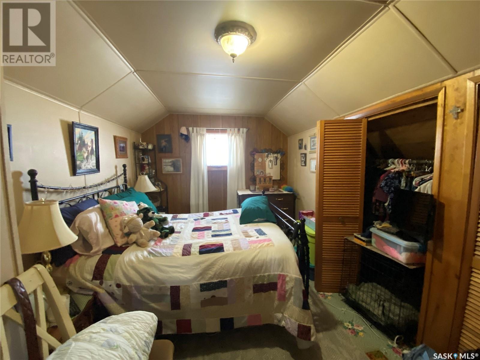 819 3Rd Avenue N, Alsask, SK - Indoor Photo Showing Bedroom