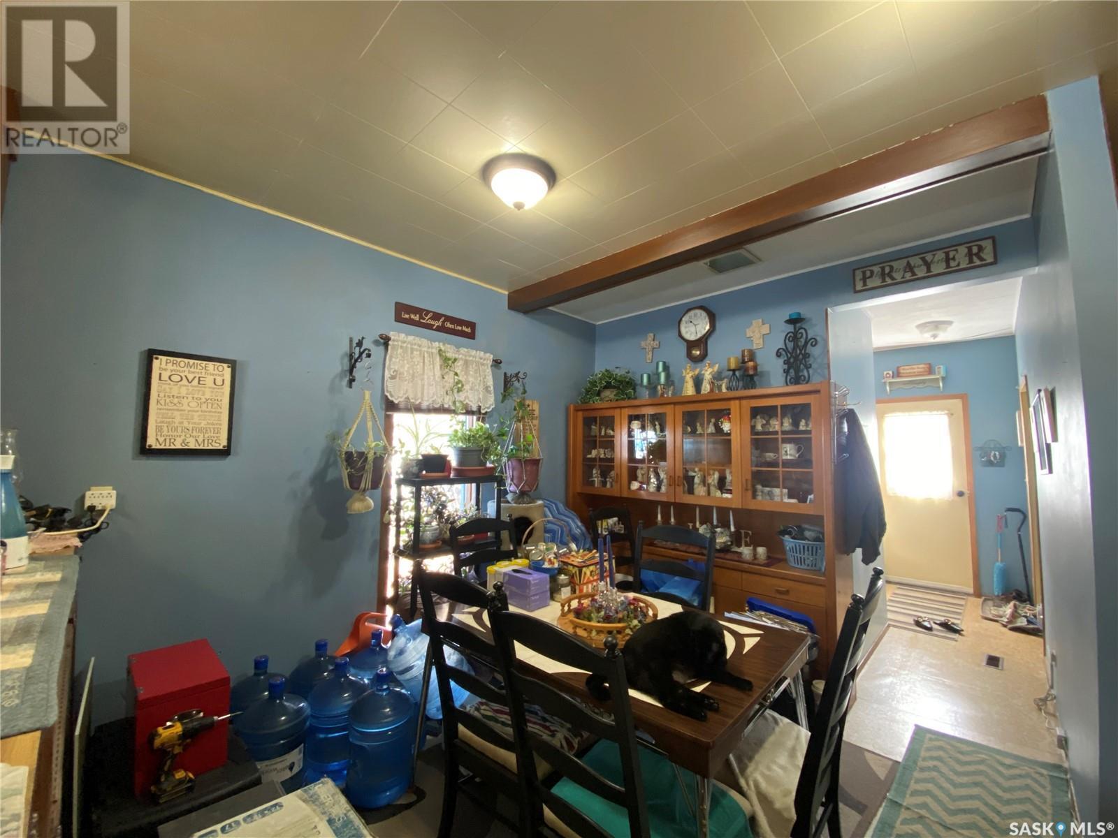 819 3Rd Avenue N, Alsask, SK - Indoor Photo Showing Other Room