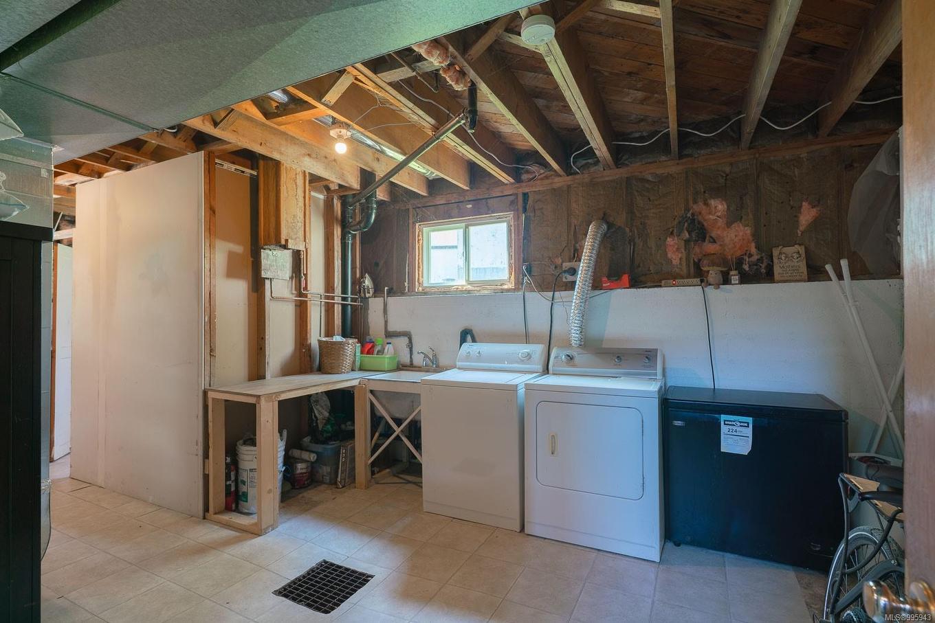 11228 Chemainus Rd, Saltair, BC