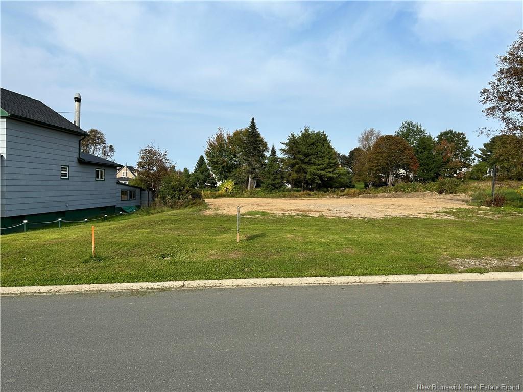 1163 King Ave, Bathurst, NB