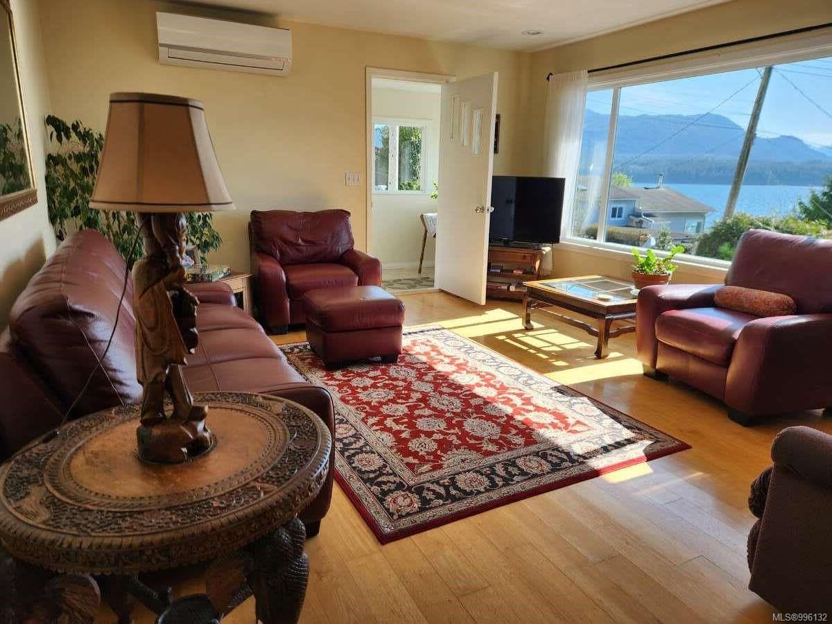 367 Pine St, Alert Bay, BC