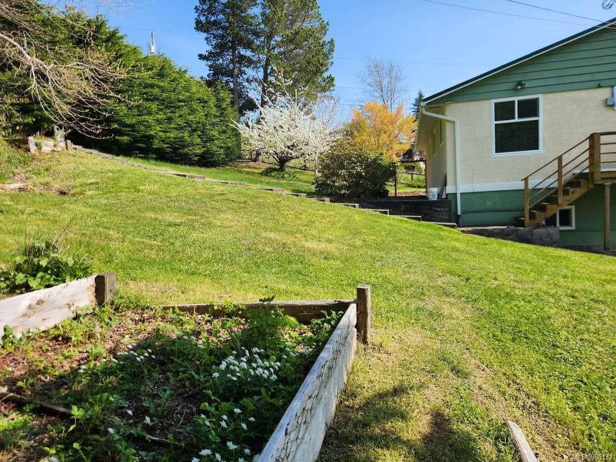 367 Pine St, Alert Bay, BC