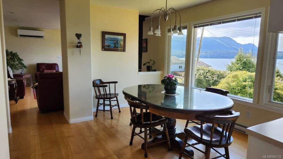 367 Pine St, Alert Bay, BC