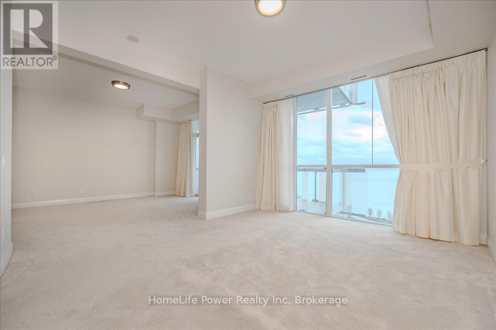 2102 - 1 Hurontario Street, Mississauga (Port Credit), ON - Indoor Photo Showing Other Room