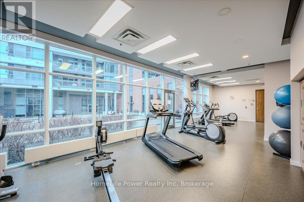 2102 - 1 Hurontario Street, Mississauga (Port Credit), ON - Indoor Photo Showing Gym Room