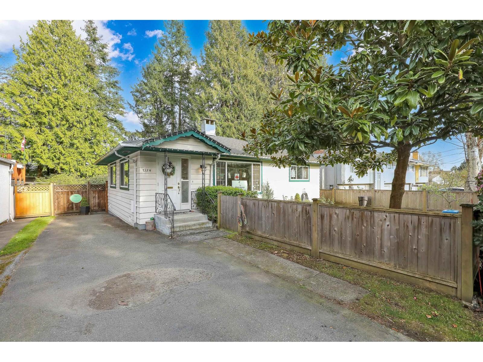 1554 Stevens Street, White Rock, BC