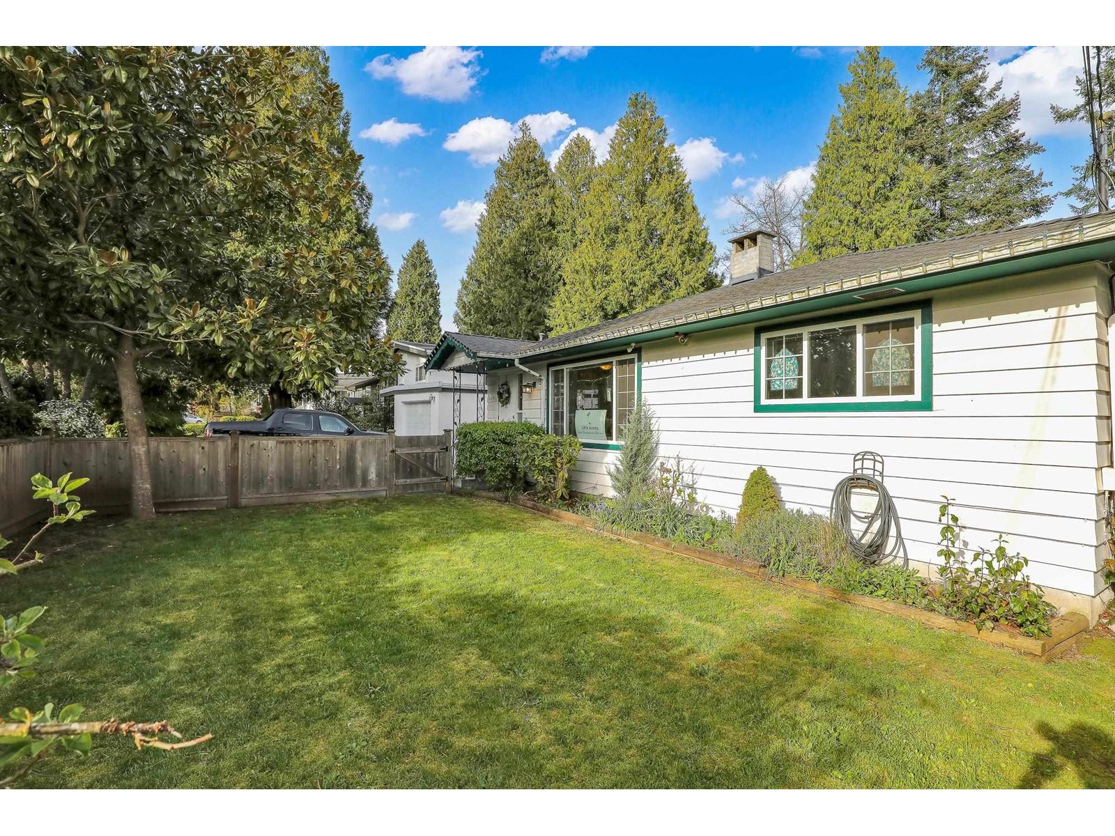 1554 Stevens Street, White Rock, BC